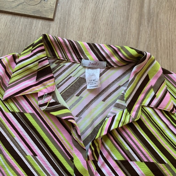 Vintage Poof! Retro Button Down Top - Picture 2 of 4